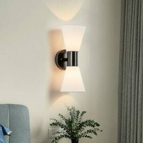 C Cattleya 724164193131 2-light Oil-rubbed Bronze Indoor Wall Sconce With Hourglass Linen