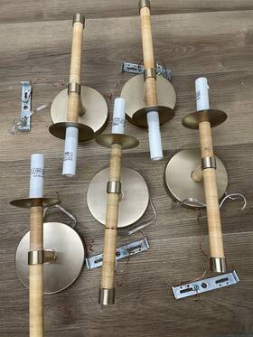 647211ma-705 Capital Lighting Lot 5x Tulum 18 Inch Tall Wall Sconce Matte Brass -read 647211ma-705 Capital Lighting Lot 5x Tulum 18 Inch Tall Wall Sconce Matte Brass -read