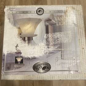 394-547 Hampton Bay Single Vanity Light Brushed Nickel Model #394 547 New Damaged Box