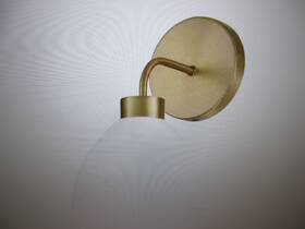 652011aw Homeplace Lighting Ross 7.5 In W X 11 H 1-light Sconce Aged Brass And White