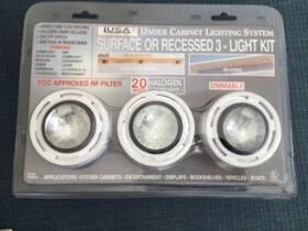 Lusa 034378630309 Under Cabinet Lighting System 3-light Kit 20-watt Halogen Dimmable New