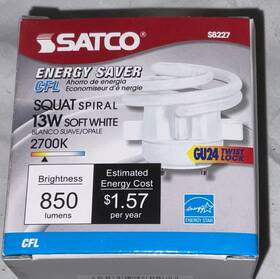 Satco 045923082276 Lot Of 7 S8227 Squat Soft White Compact Fluorescent 13t2/squat/gu24/2700k
