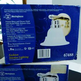 67488 Westinghouse Lot Of 2 Bathroom Hall Wall Light Sconces Brass Chrome Vintage Nos