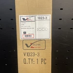 Volume Lighting 3-LIGHT Chrome Bathroom Vanity V1023-3 18" 1/2"X2 1/4". Fixed Price $25.00.