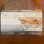 General Electric Compact Under Cabinet Counter Fluorescent Light Fixture 9.5. Fixed Price $19.99.