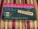 House Of Troy 14 Cordless Gallery Series Picture Light Satin Nickel. Fixed Price $34.65.