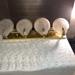 New 4 Bulb Vanity Light, Brass Scalloped Shells, Progress Fixture ISSUE#625,028. Fixed Price $125.00.