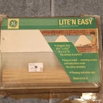 New Vintage Lite Easy Fluorescent Fixture PLG131B Under Counter. Fixed Price $29.99.