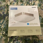 Progress Lighting Led Flushmount #650067. Fixed Price $20.00.