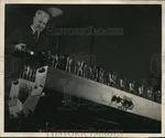 1943 Press Photo Westinghouse Lab, Dr Phillips Thomas, Light Beams Operate Unit. Fixed Price $24.99.